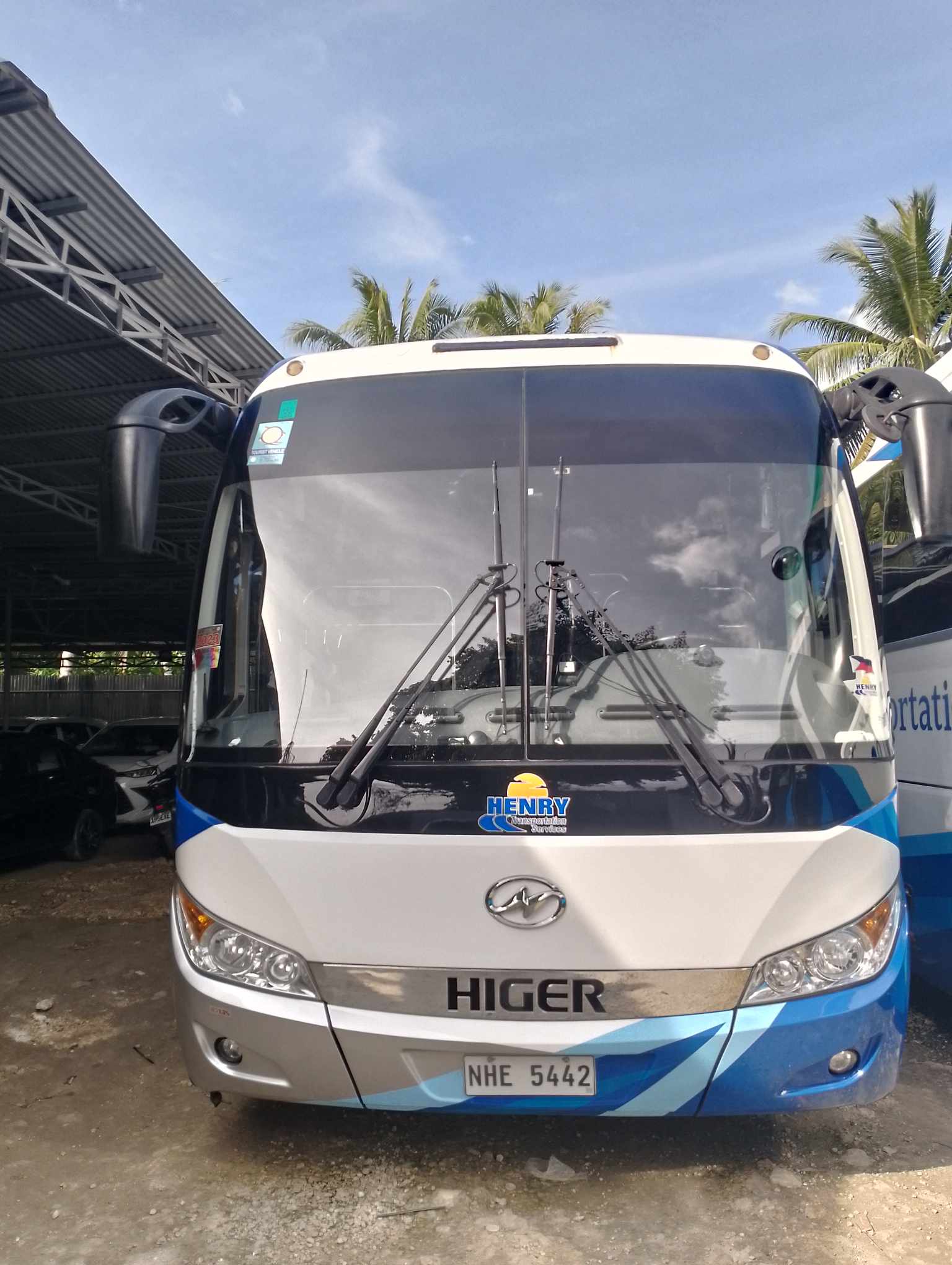 Minibus 35 seaters